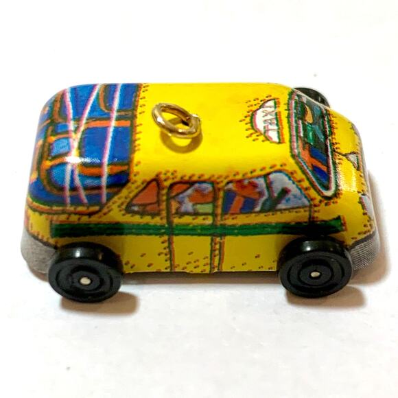 Hallmark KeepSake Miniature Ornament Series On the Road #2 Pressed Tin 1994 - Picture 9 of 10